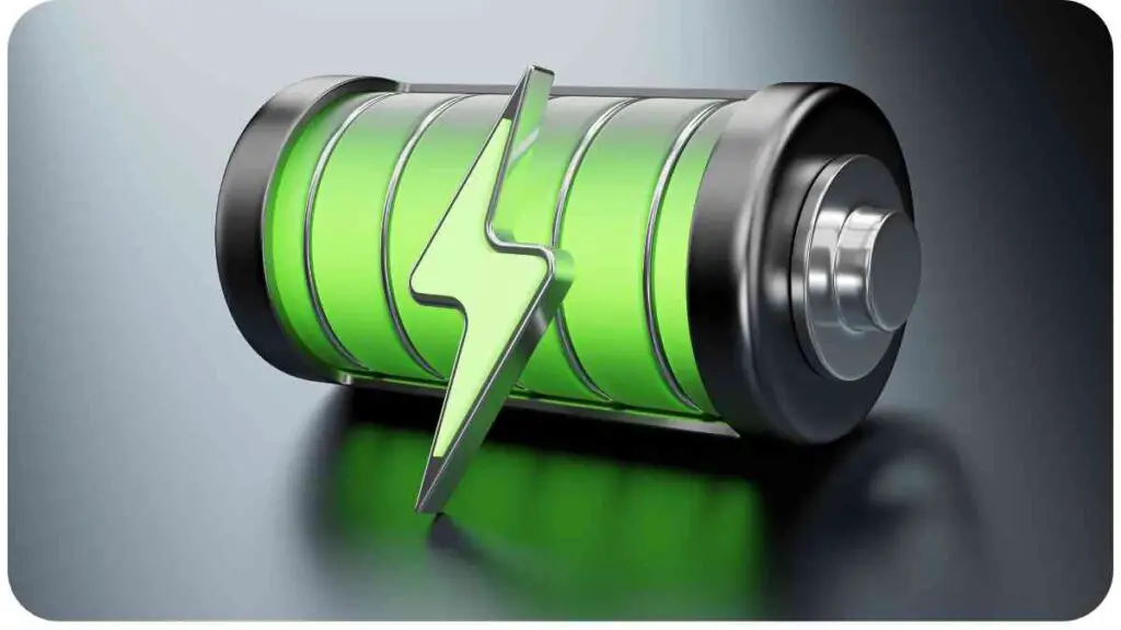 a green battery with a lightning bolt on it